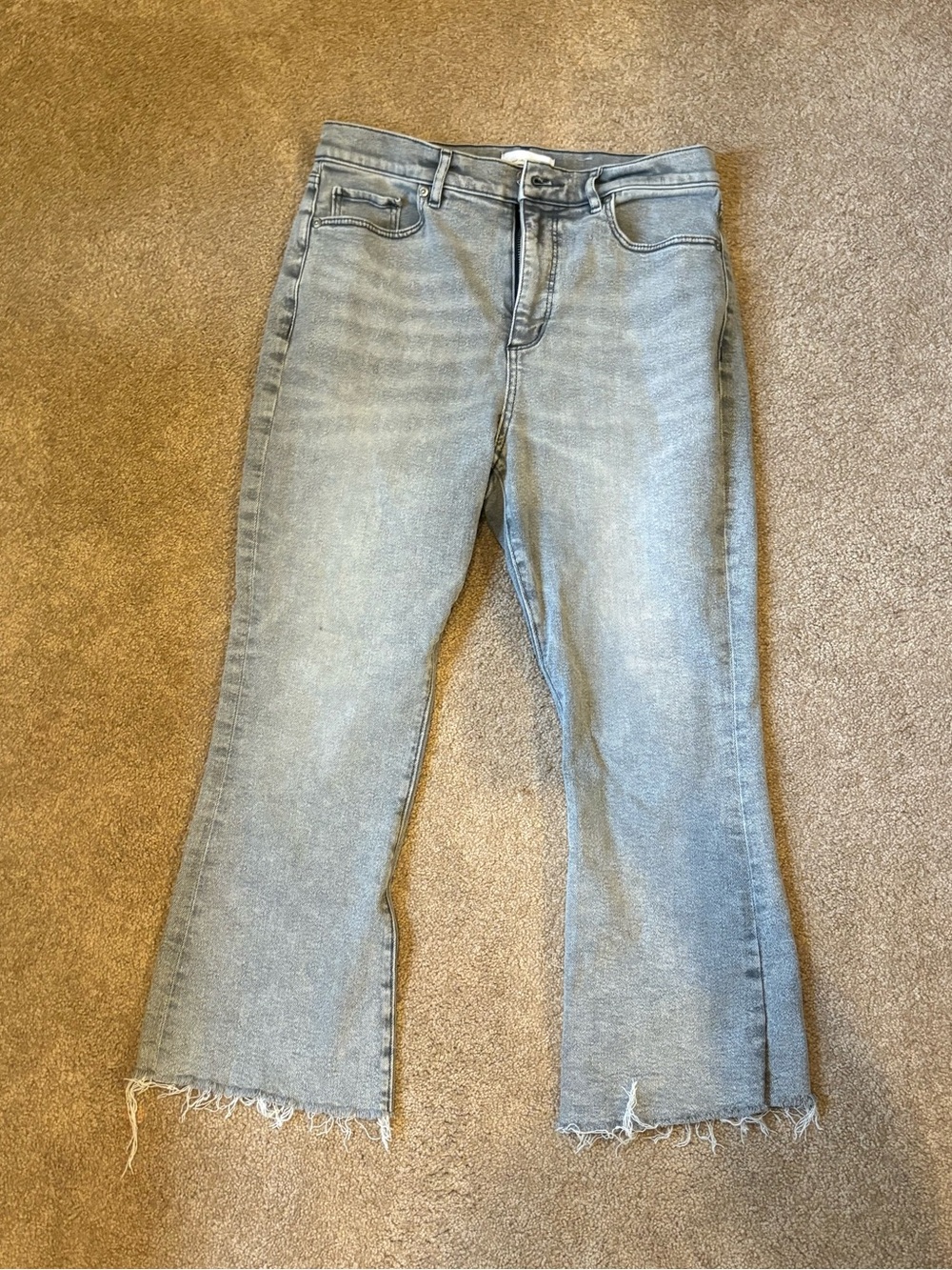 Light Grey Women's Raw-Hem Jeans